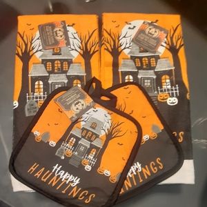Halloween Kitchen Oven Mitt Set